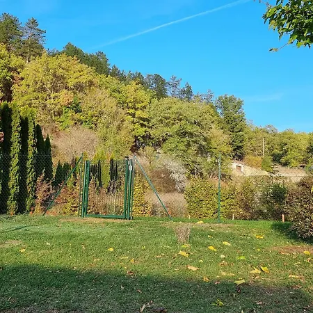 La Colinoise Hébergement de vacances Coly